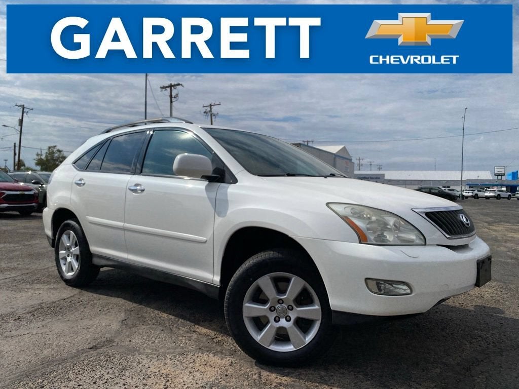 2009 Lexus RX 350 in White — front three-quarter view